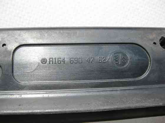 Mercedes-Benz  A1646904762 Ущільнювальна нижня гумка передніх лівих дверей ML X164 GL Одесса