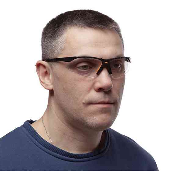 Окуляри захисні, прозорі, лінзи полікарбонат, заушники чорні нейлонові, гумова накладка на ніс, захист від удару INTERTOOL SP-0095 Київ