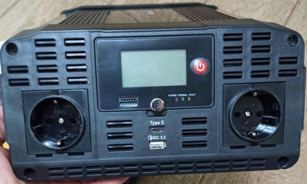 Инвертор Technaxx 2000. Киев - изображение 8