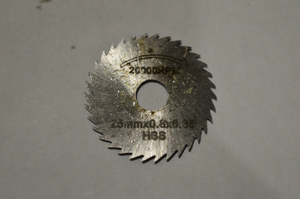 Круг отрезной (по дереву) для дремеля Ø25x0,8х6,35 Полтава - изображение 1