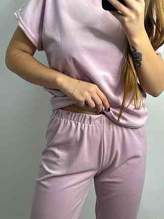 Піжама-комплект (футболка + шорти + штани) з плюшевого велюру Рожевий L Харків