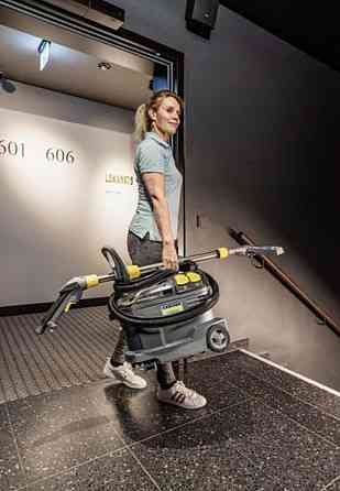 Моющий Пылесос KARCHER Puzzi 8/1 1.100 - 240.0 2
1380W 2023. Киев