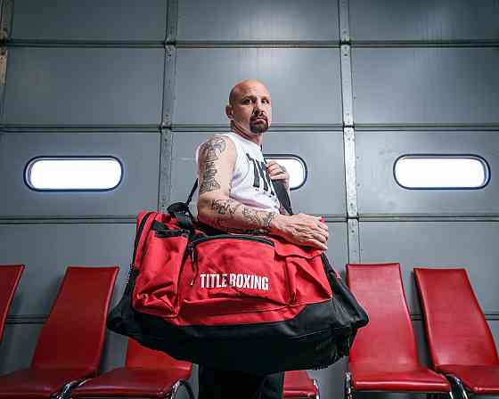 Спортивна сумка TITLE Boxing Deluxe Gear Bag Red (70л.) Каменское