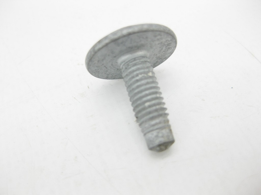 Mercedes-Benz  A0089907004 Болт з головкою торкс T30 та різьбленням М6 x 18,8 mm Одеса - фото 4