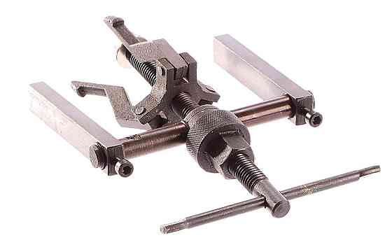 Знімач підшипників 3-лапчатая "Пілот" 12-38 мм GEKO G30301 Чернігів