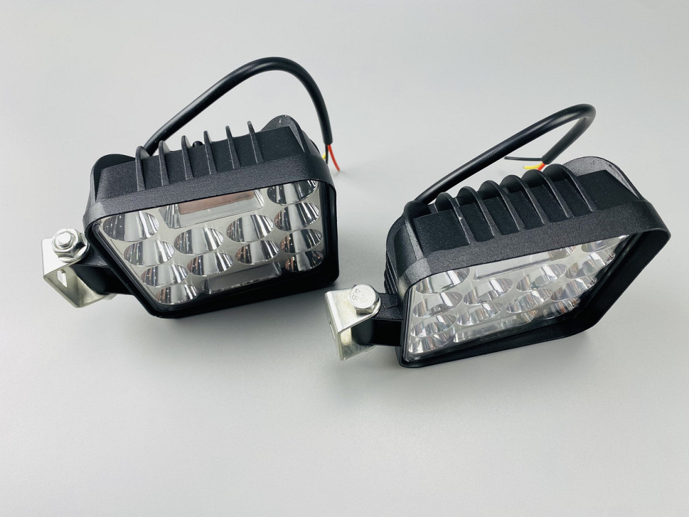 Фара LED квадратна квадратна стробоскоп, Світлодіодна робоча фара 78W 6000K (26 діодів) Мукачево - фото 5