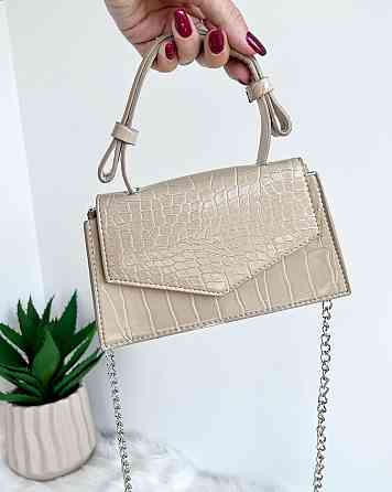 Сумочка клатч женская молодежная яркая через плече сумка Крохатушка одяг Бежевый Киев