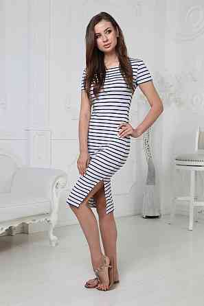 Платье в полоску 