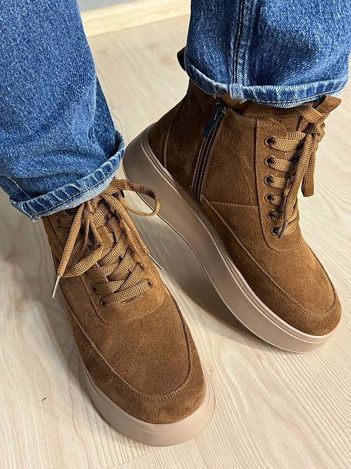 Ботинки женские Hengji 280-5 зимние на меху на бежевой подошве замшевые коричневые, 40, 25 см Киев - изображение 1