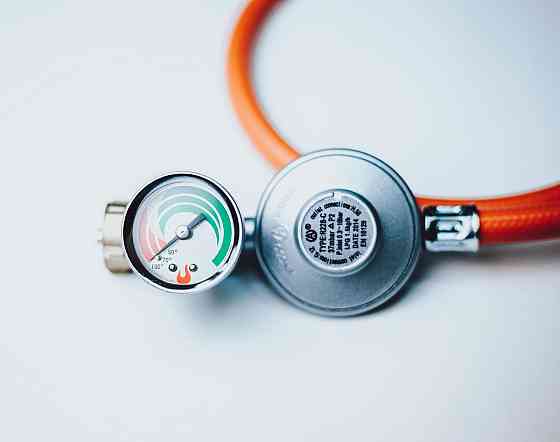 Редуктор и шланг для газового гриля (евро с датчиком остатка газа) 777735 Код: 006786 Ровно