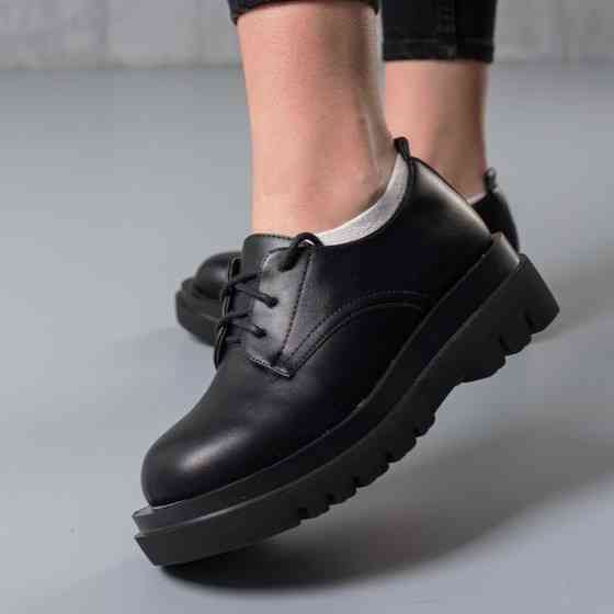 Жіночі Чорні броги Туфлі Оксфорди на Танкетці Шкіряні Мокасини (розміри: 36,37,38,39,40,41) Дніпро