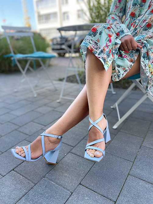 LIRIO Босоніжки жіночі шкіряні літні на підборах блакитні відкриті LIRIO L0195 з квадратним нос Коломия - фото 2