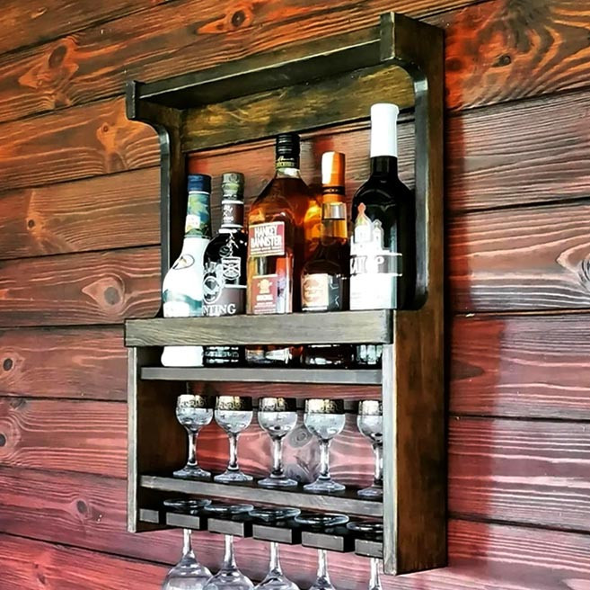 Настенная винная полка 