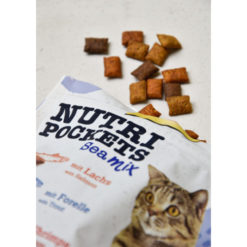 Лакомство витаминное GimCat Nutri Pockets Морской микс для кошек с лососем форелью и креветками 150 г Киев - изображение 8