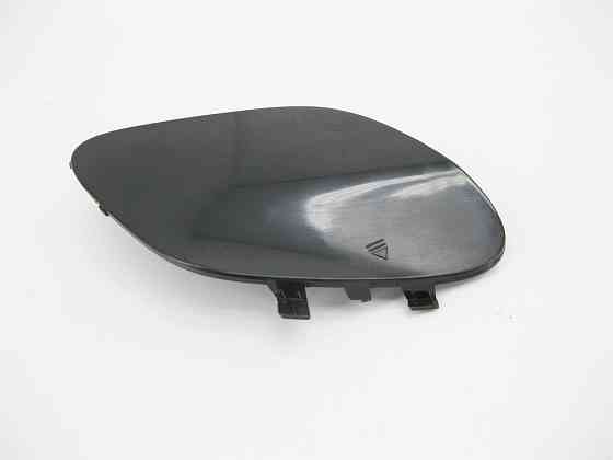 Mercedes-Benz  A2058850724 Нова кришка - заглушка буксирувального гака в передньому бампері C-Class W205 Одесса