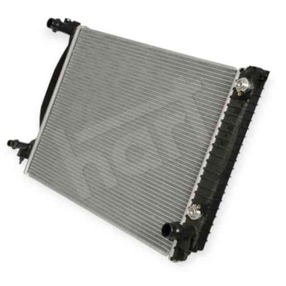 Радиатор охлаждения двигателя автомобиль Ауди A4, A6 3.0, 3.2 (00-09) Мукачево