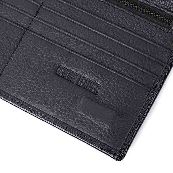 Лакированный тонкий кошелек с фактурой под рептилию из натуральной кожи Черный (ST Leather) Киев