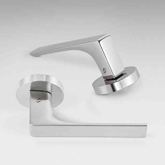 Ручка Colombo Robcinque ID 61 хром R ф/з Киев