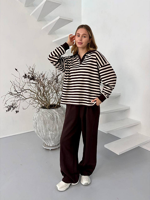 Женский стильный повседневный костюм поло на пуговицах, брюки палаццо тринитка. Шоколад Одесса - изображение 3