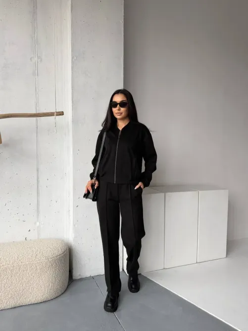 Жіночий костюм із замшу на дайвінгу Одеса - фото 3