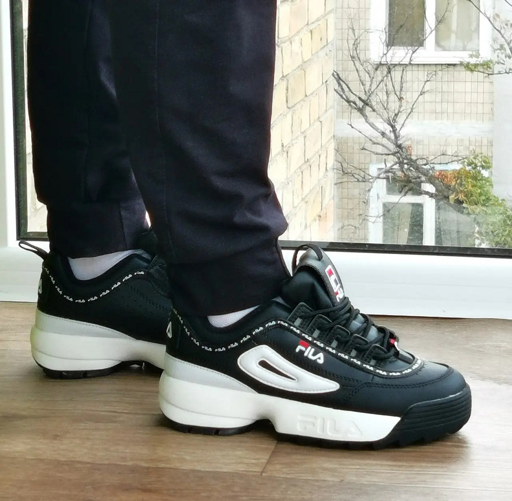 Кроссовки FILA Disruptor Чёрные Женские Кожаные Фила (размеры: 36,37,38,39,40) Видео Обзор Днепр - изображение 2