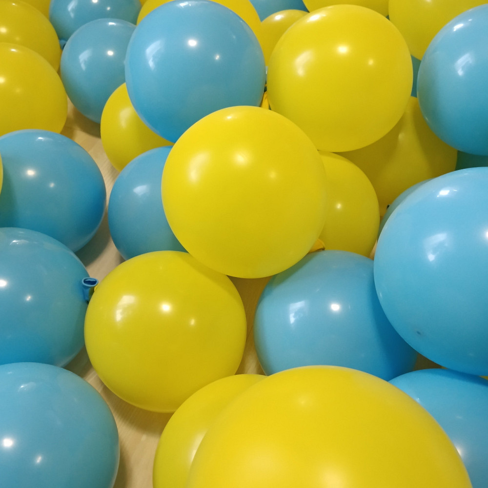 Шарики желто-голубые патриотические 12