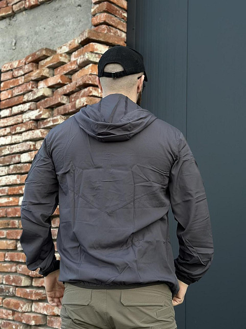 Военная куртка тёмно-серая с водостойкими аквамолниями, капюшоном и анатомическим кроем Львов - изображение 7