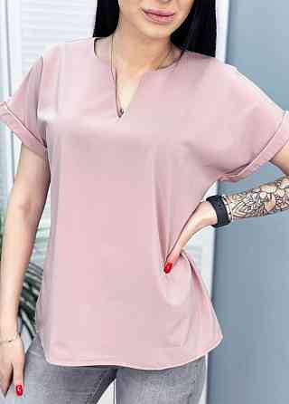 Женская блузка с вырезом и коротким рукавом 