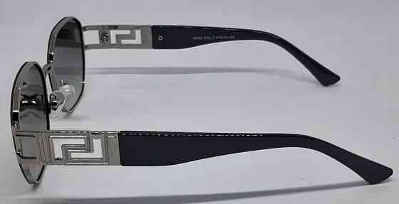 Брендові окуляри унісекс сонцезахисні сіро-зелений градієнт у сріблом Київ