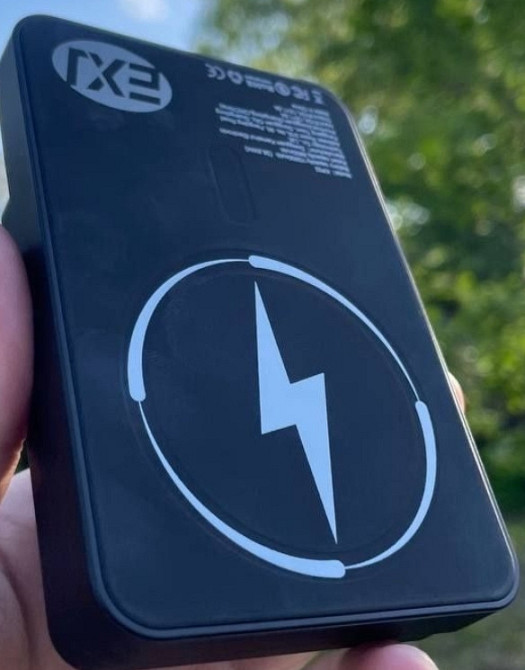 Магнітний безпровідний Павербанк 10 000 mAh — заряджай все! Київ - фото 5