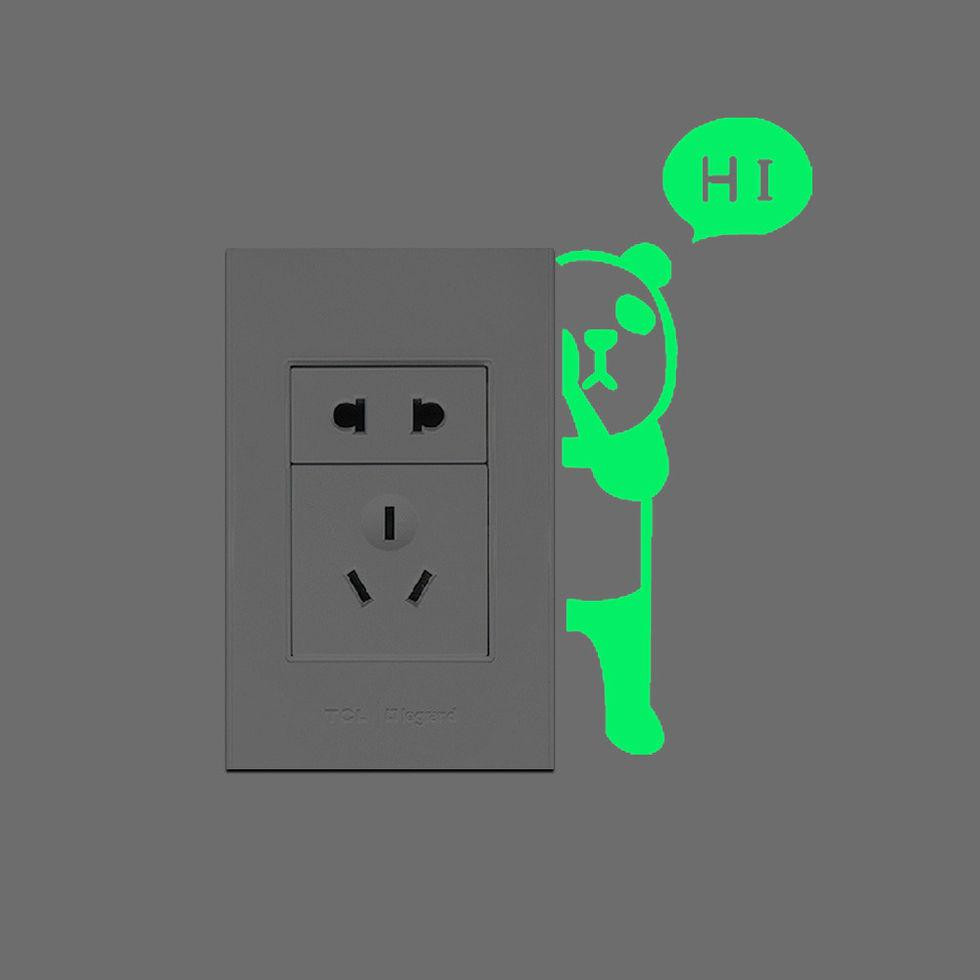 Фосфорна наклейка Панда 11 на 3 см салатовий Київ - фото 2