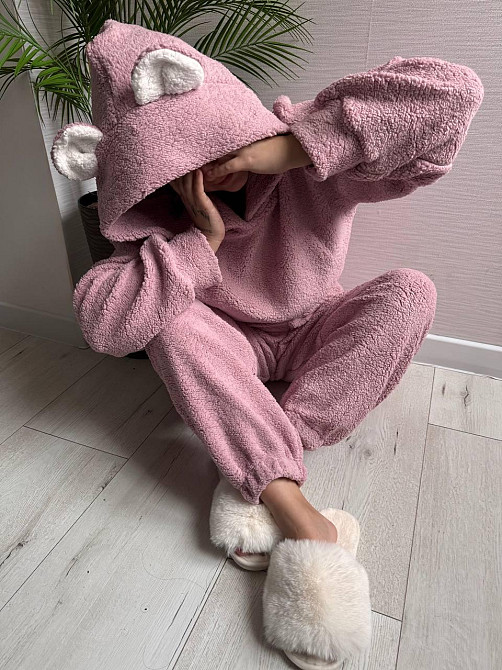 Жіноча стильна домашня плюшева піжама з вушками хутро тедді Пудра Одеса - фото 10