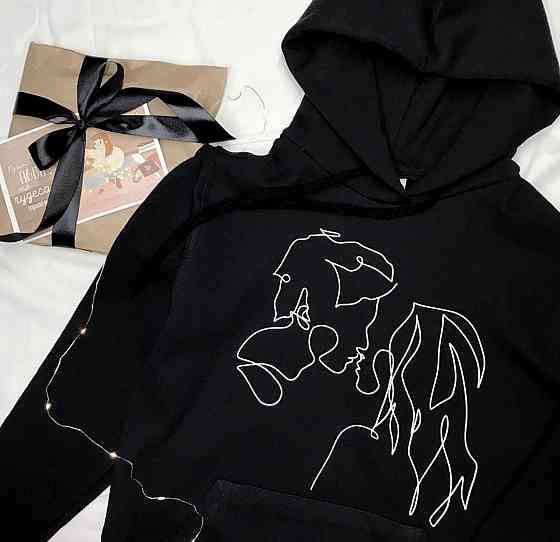 Парні толстовки з капюшоном для хлопця та дівчини з оригінальним принтом АРТ ЛИЦЯ Чернівці