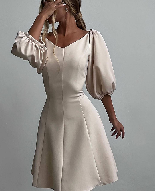 Женское романтическое мини платье с объемным рукавом костюмка Бежевый, 44/46 Одесса - изображение 8