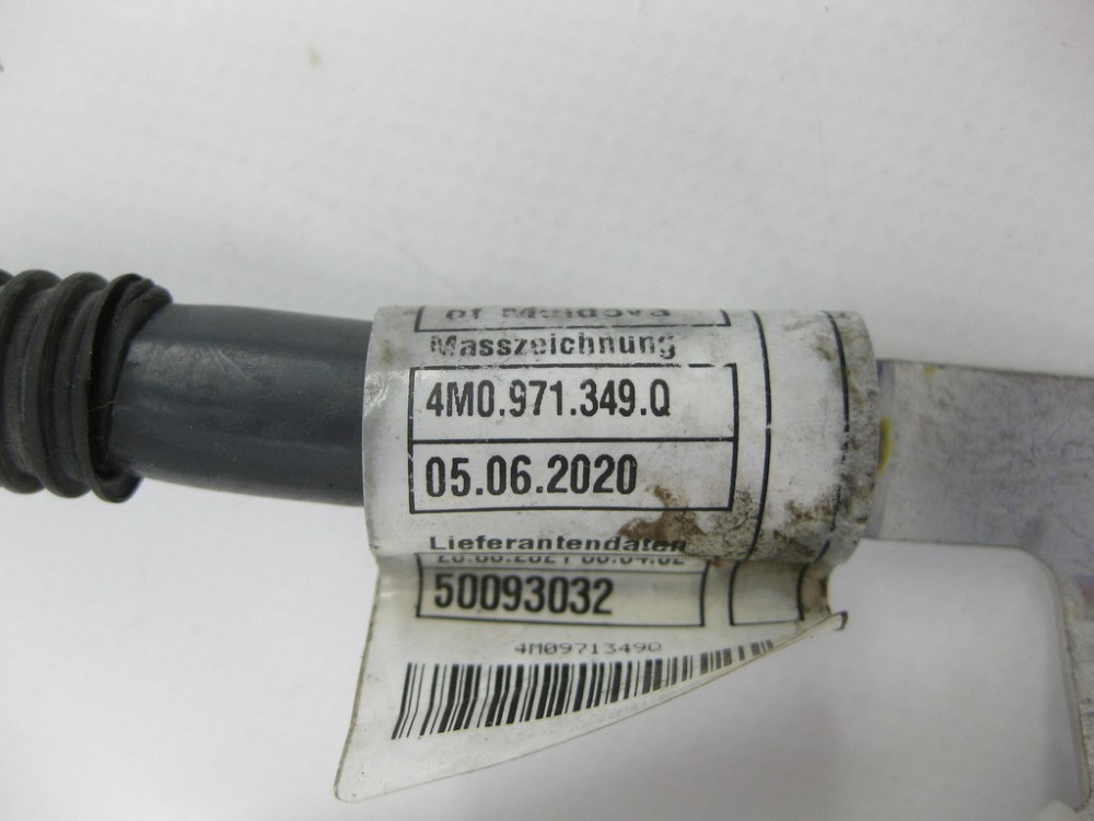 VAG  4M0971349Q Провід для плюсової клемми АКБ та генератора Одесса - изображение 4