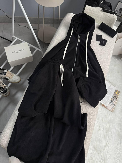 Женский теплый повседневный костюм двойка: кофта и брюки из двухстороннего флиса Черный, 48/52 Одесса - изображение 7