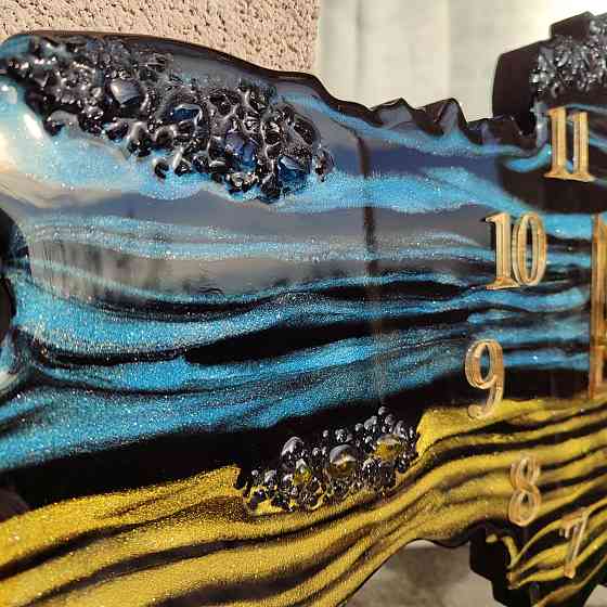 Настінний годинник 60*38 см з епоксидної смоли ручної роботи "Карта України" Дніпро