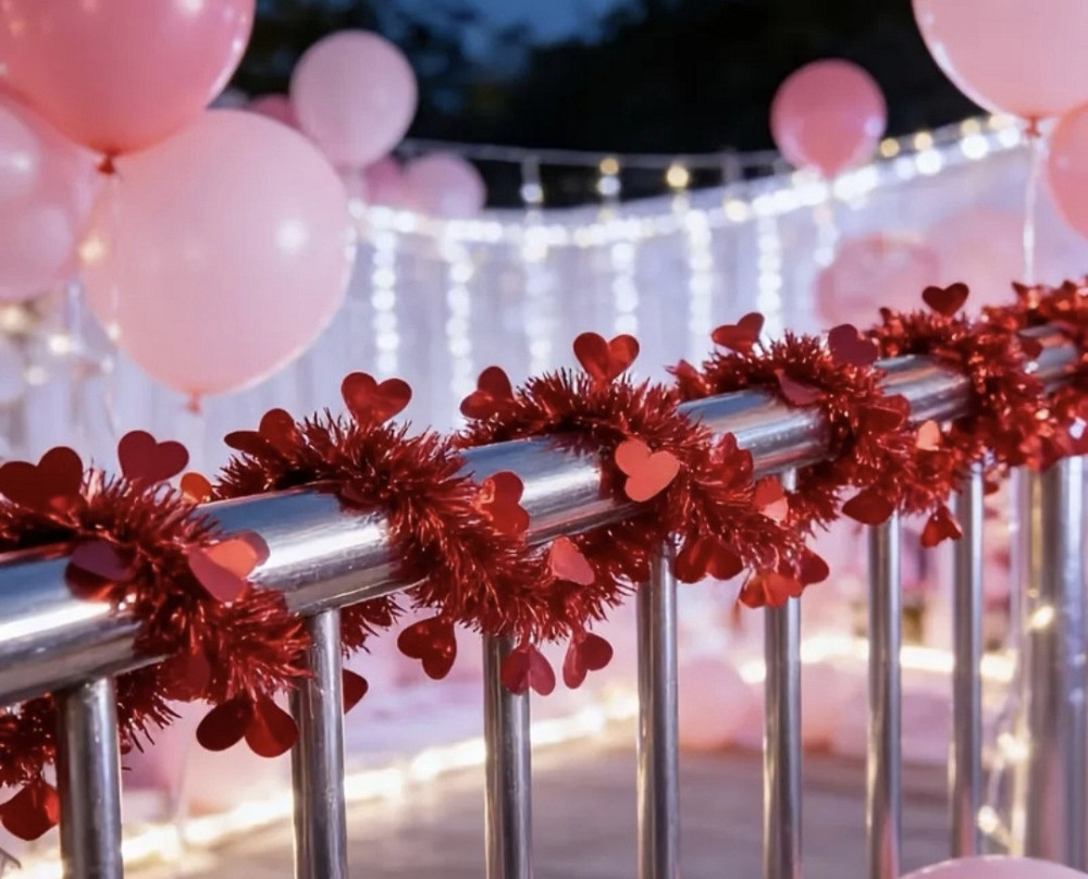 Гірлянда-дощик з сердечками червона 2 м 1 шт (0291) Сміла - фото 4