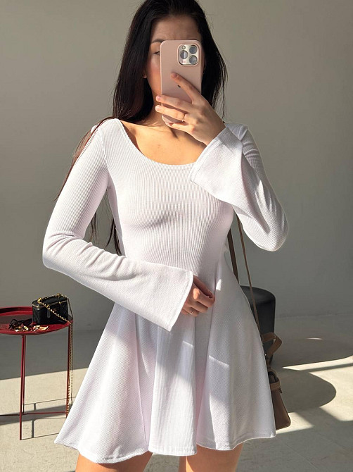 Жіноча стильна романтична сукня вільного крою з трикотажу в рубчик Білий, 42/44 Одеса - фото 2