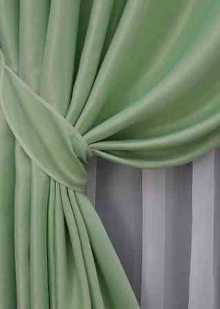 Комплект готовых штор VR-Textil Лен-софт № 1421ш Светло-салатовый 150х275 см 2 шт (33-0288) Киев