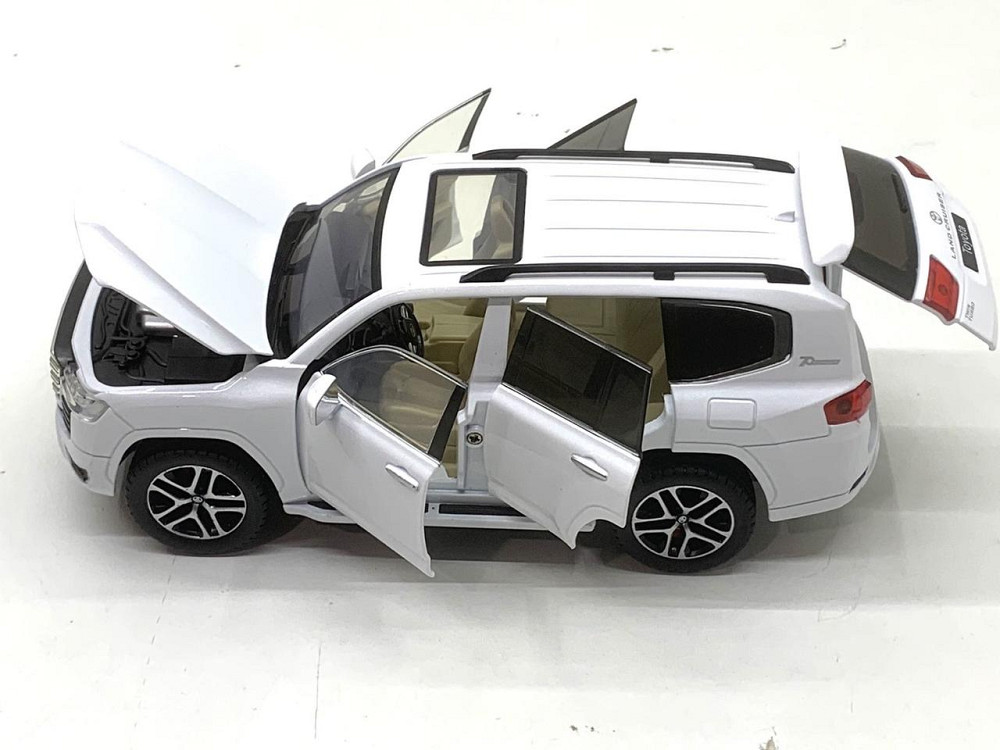 Машина Автосвіт Toyota Land Cruiser 300 інерційна відчиняються двері капот багажник 20 см Біла (AP-2007) Чернигов - изображение 4