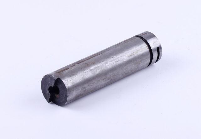 Вал промежуточной шестерни вала отбора мощности L-139 мм ДонгФенг 244/240 Мукачево - изображение 1