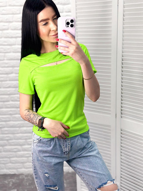 Футболка з вирізом "Bianka" оптом | Норма 42-44, Салатовий (неон) Київ - фото 1
