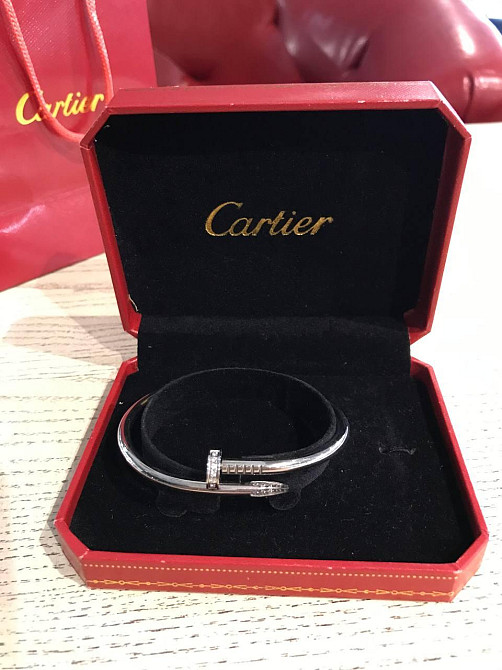 Cartier браслет гвоздь покрытие белым золотом / камни на шляпке / Картье браслет гвоздь с цирконием на шляпке Одесса - изображение 2
