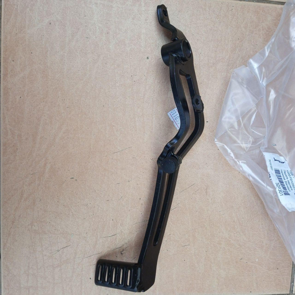 Педаль заднего тормоза V200-F2/V250-F2 Полтава - изображение 1