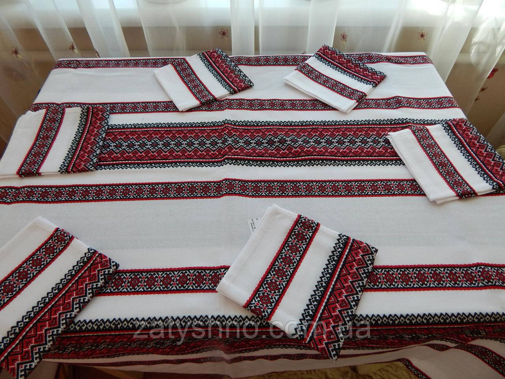 Червона скатертина вишита з серветками в ресторан. Київ - фото 5