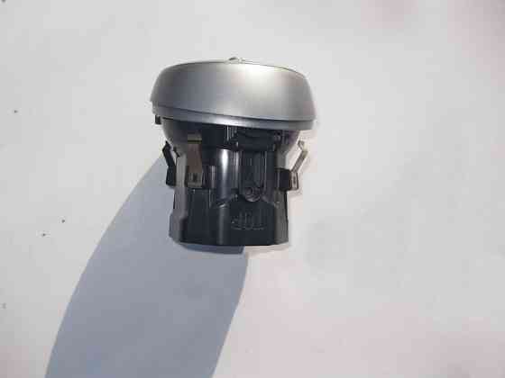 Mercedes-Benz  A2058300301 Вентиляційний дефлектор приладів - торпеди центральний C-Class W205 GLC X253 Coupe C253 Одесса