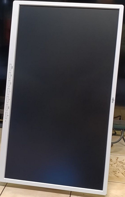 Монитор Fujitsu 24" / LED / Full HD/ DP Port / DVI / VGA. Київ - фото 3
