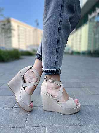 Nivelle Босоніжки жіночі NIVELLE 1815/C-818 бежеві (літо, замша натуральна) (3743) 37р.40р. Коломия