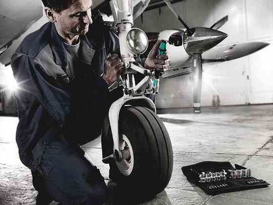 Набор торцевых головок с трещоткой, удлинителем 1/4